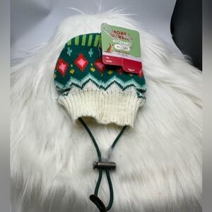 🩷5/$10 PET Winter Knit Hat with Earflaps - Green and Cream